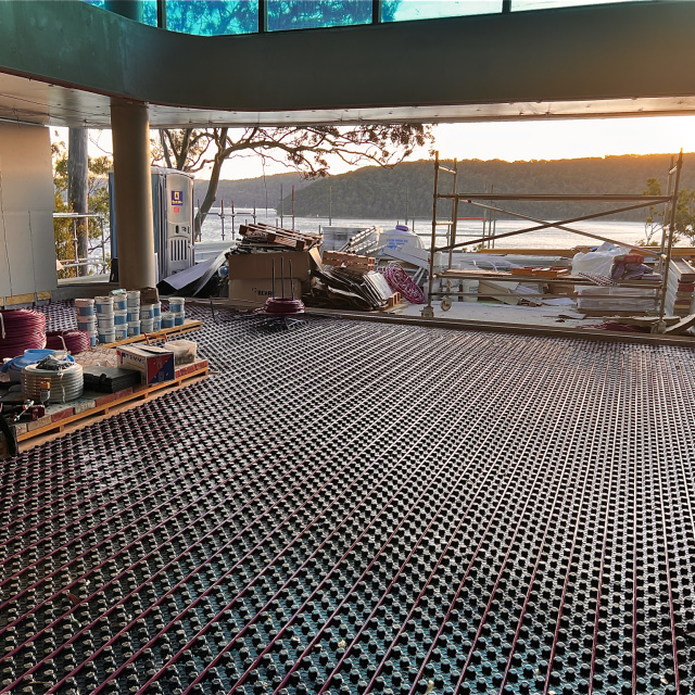 Hydronic Underfloor Cooling System